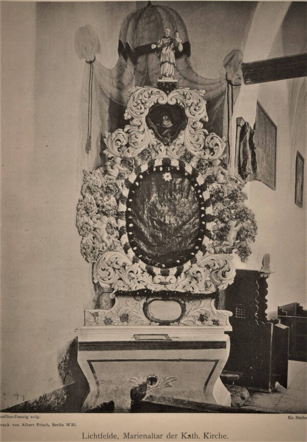 Jasna Lichtenfeld  Ołtarz boczny Kościół Rzymskokatolicki pw. św. Trójcy Przenajświętszej 